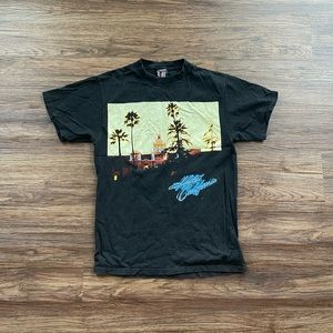Vintage The Eagles rock band Hotel California Hell Freezes Over 1995 t-shirt